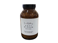 Soft Bloom Bath Soak - 16oz