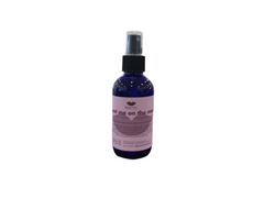 Lip Service ‘meet me on the mat’ yoga mat cleaner