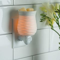 Pluggable Wax Warmer - Harmony